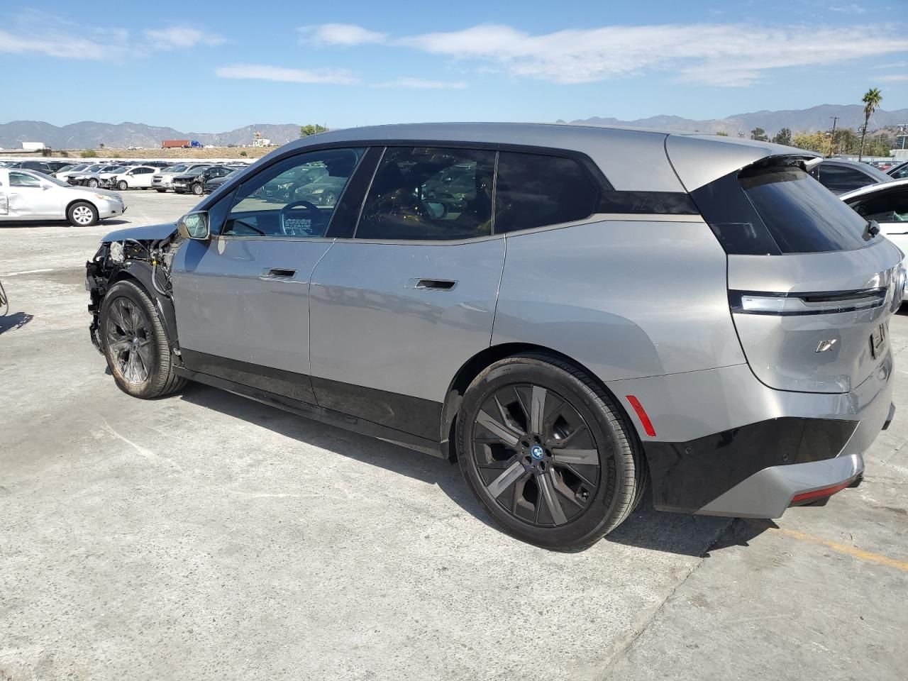 2025 BMW Ix Xdrive50