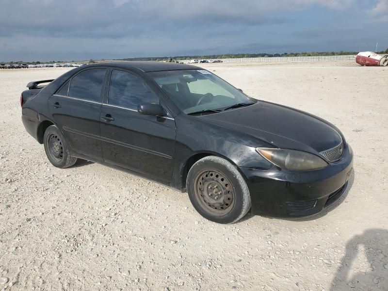 2005 Toyota Camry LE