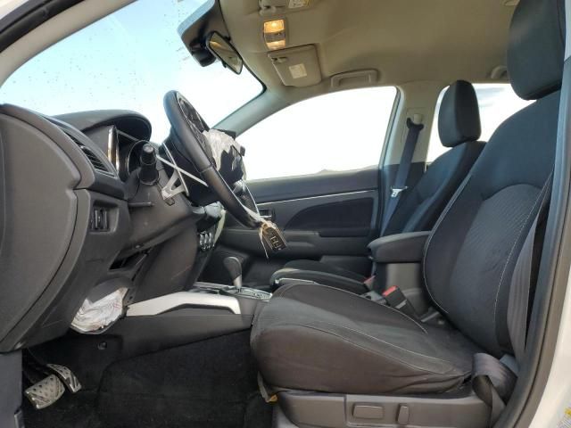 2013 Mitsubishi Outlander Sport le