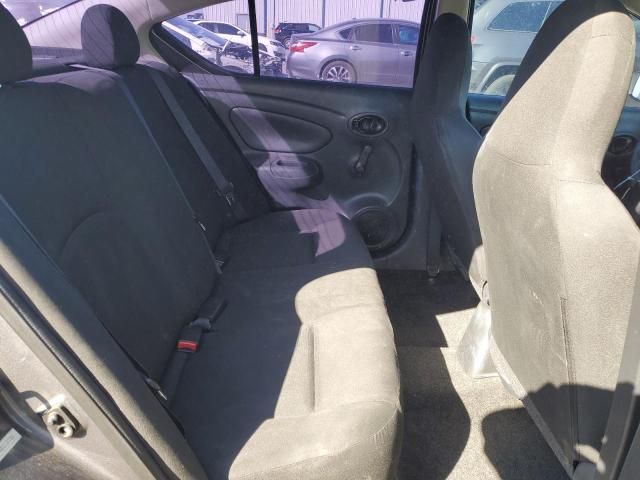 2016 Nissan Versa S
