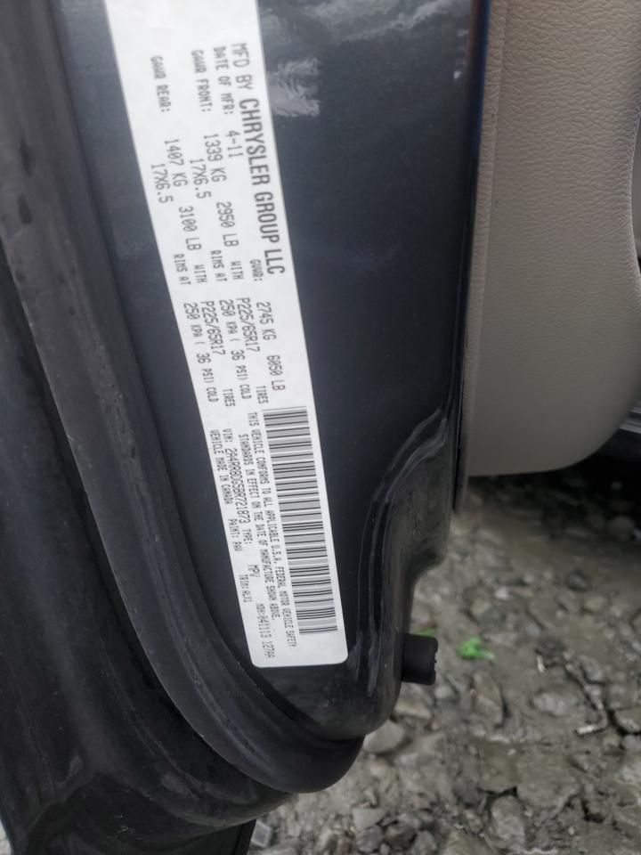 2011 Chrysler Town & Country Touring l