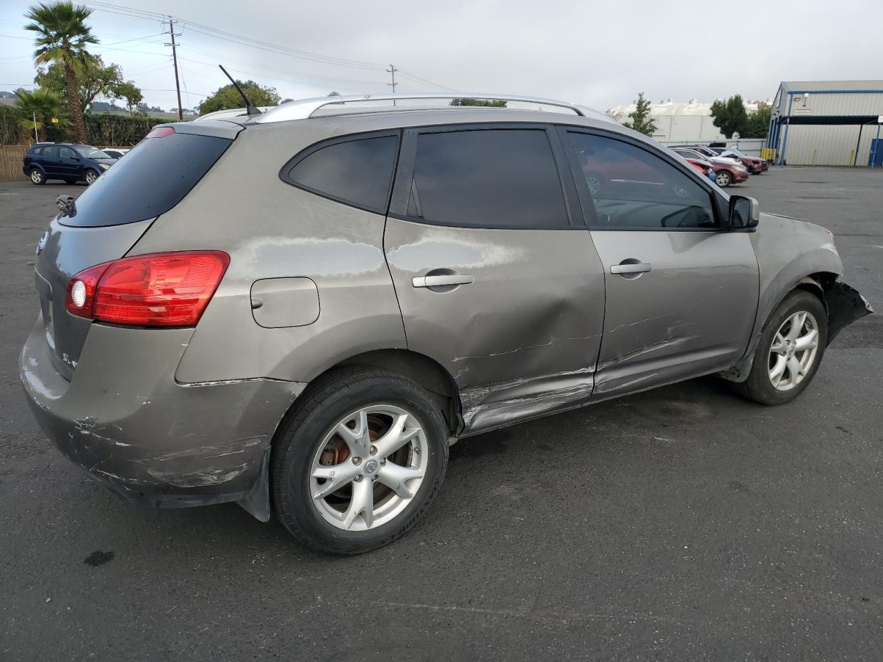2009 Nissan Rogue s