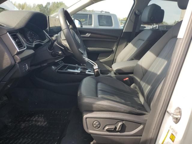 2023 Audi Q5 Premium 40