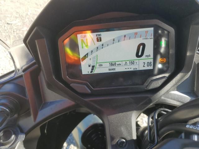 2025 Kawasaki EX650 P