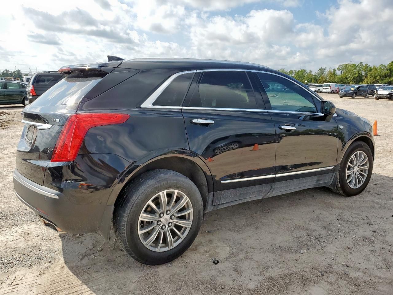 2018 Cadillac XT5 Luxury