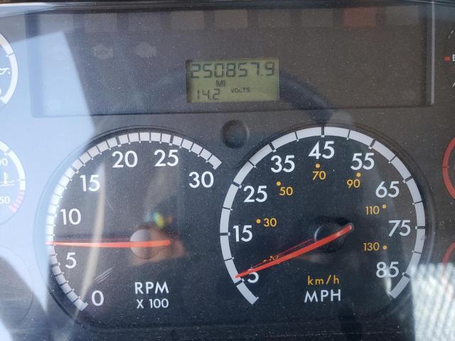 2014 Freightliner M2 106 MED-Semi Truck