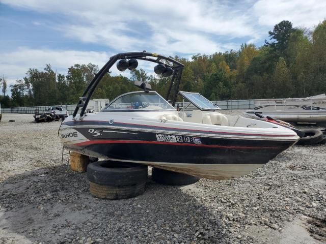 2014 Tahoe Q5 Boat