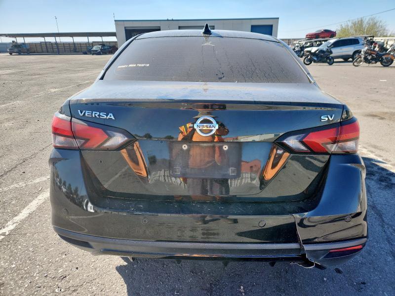 2020 Nissan Versa sv