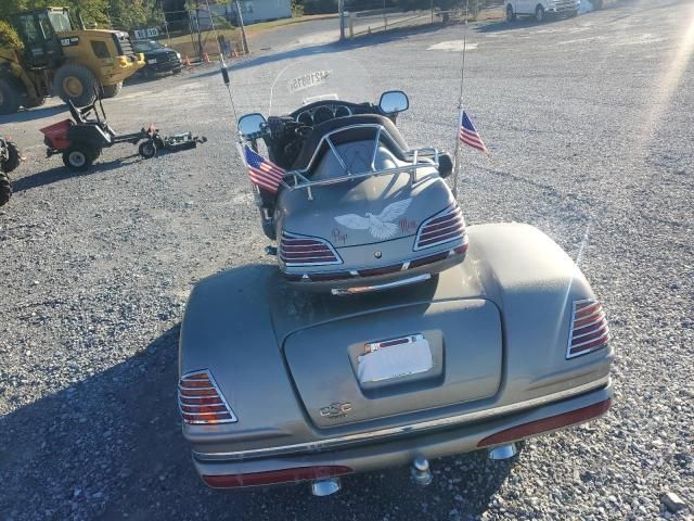 2003 Honda GL1800