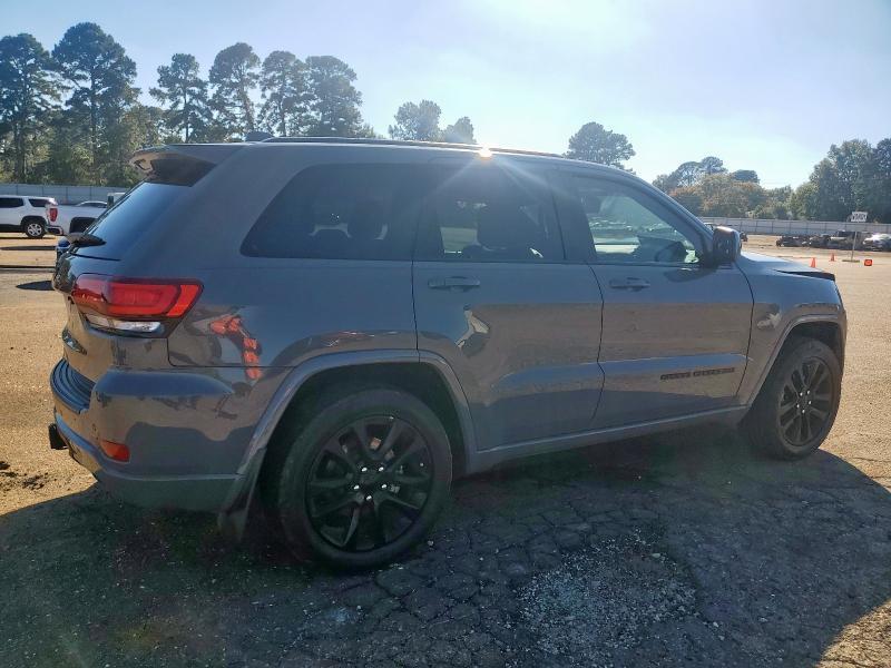 2020 Jeep Grand Cherokee Laredo