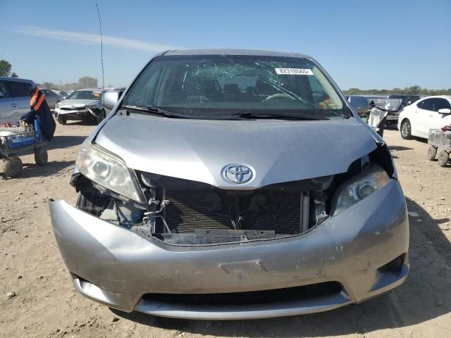 2011 Toyota Sienna LE