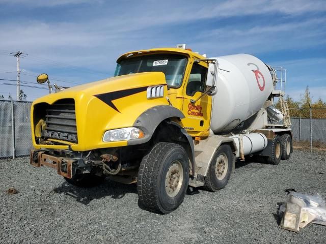 2008 Mack 800 GU800