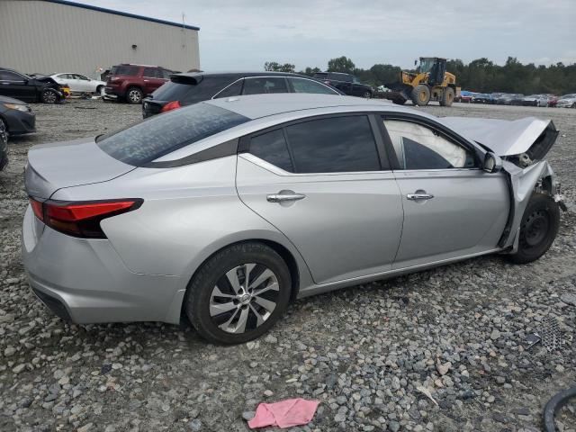 2019 Nissan Altima s