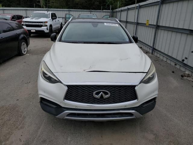 2017 Infiniti QX30 Base