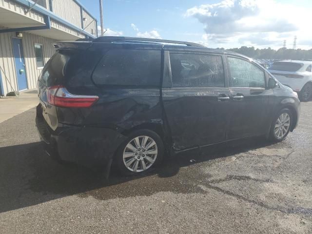2017 Toyota Sienna XLE