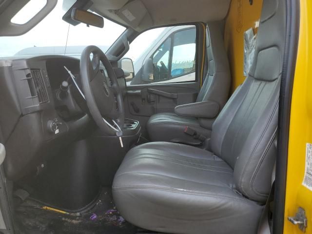 2019 GMC Savana Commercial CU