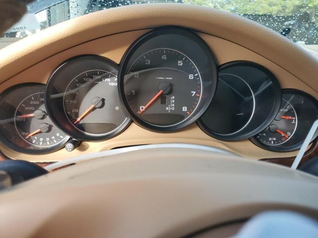 2011 Porsche Panamera 2
