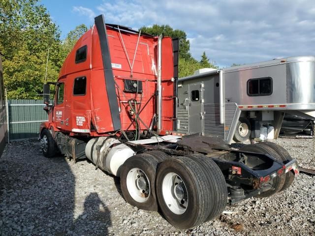 2017 Volvo VNL Semi Truck
