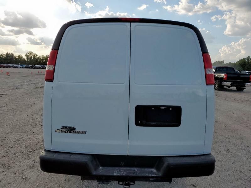 2020 Chevrolet Express G2500