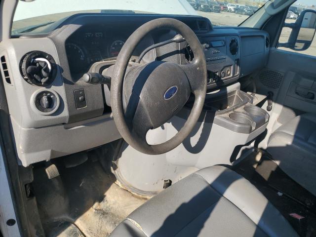 2013 Ford Econoline E250 van