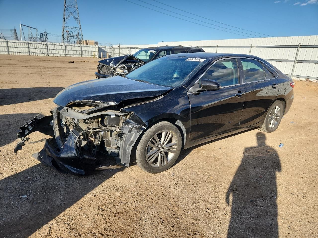 2016 Toyota Camry le