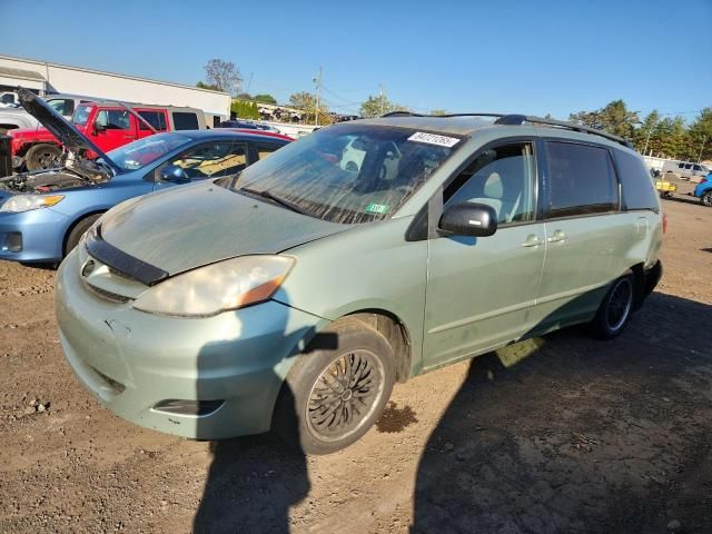 2007 Toyota Sienna CE