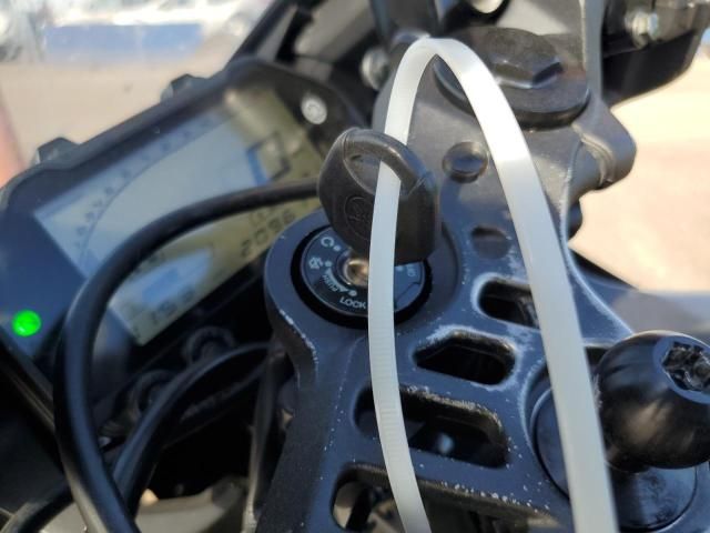 2022 Yamaha YZFR3 A