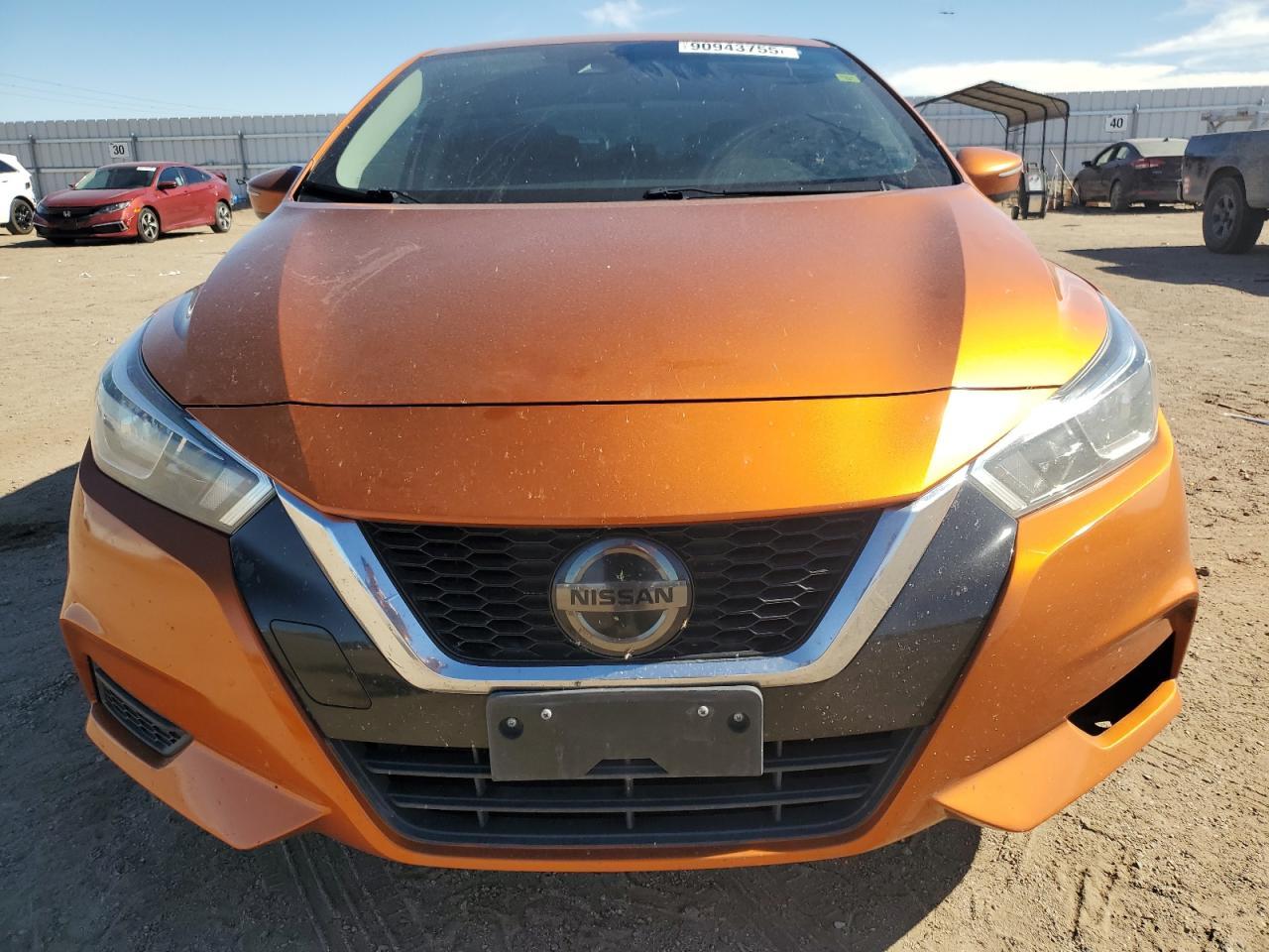 2020 Nissan Versa sv