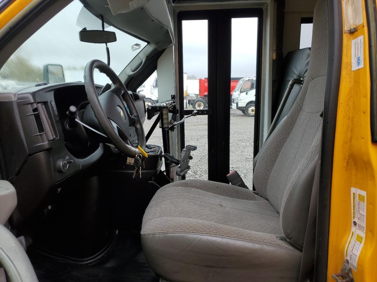 2014 Chev Rolet Express School Bus