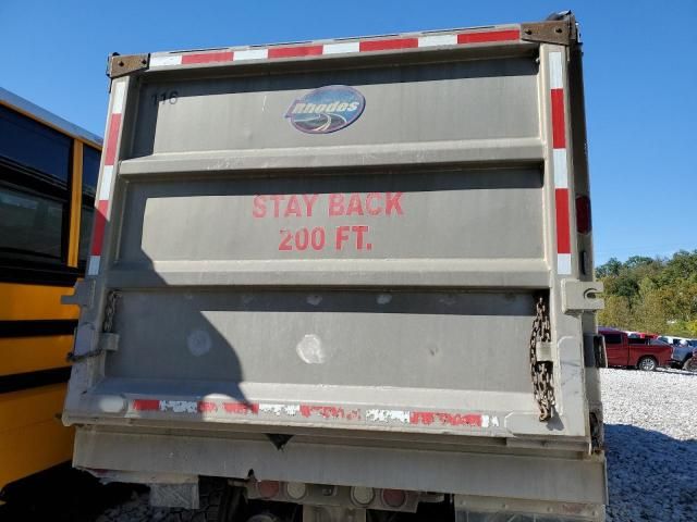 2017 Kenworth T880 Dump Truck