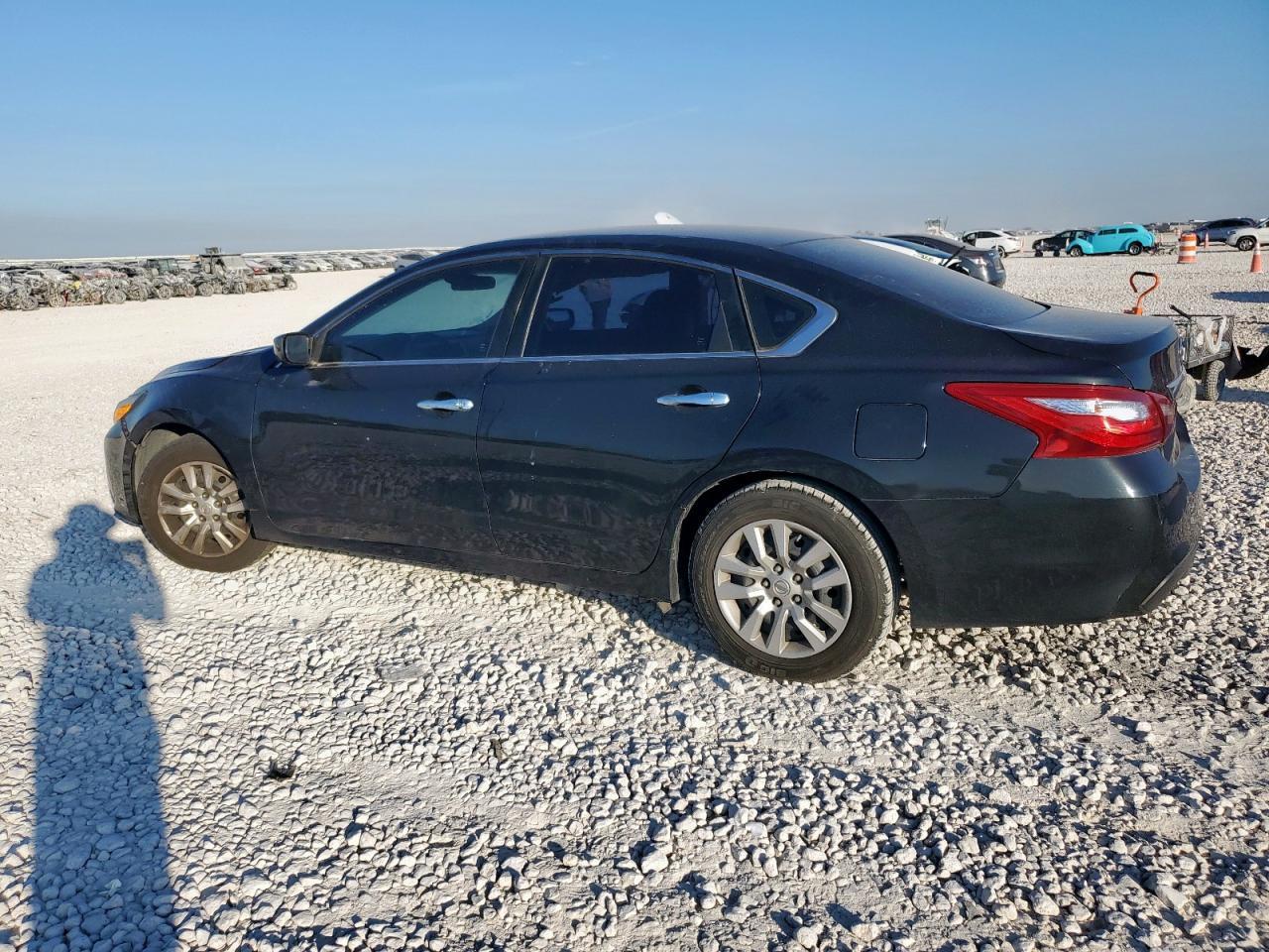 2017 Niss Altima 2.5