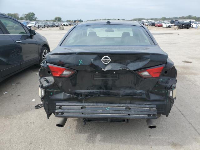 2020 Niss An Altima sr