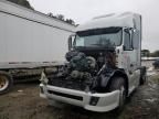 2015 Volvo VNL Semi Truck