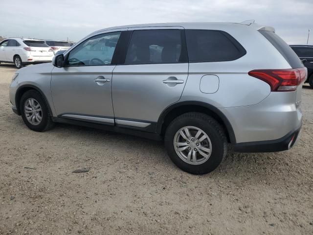 2020 Mitsubishi Outlander es