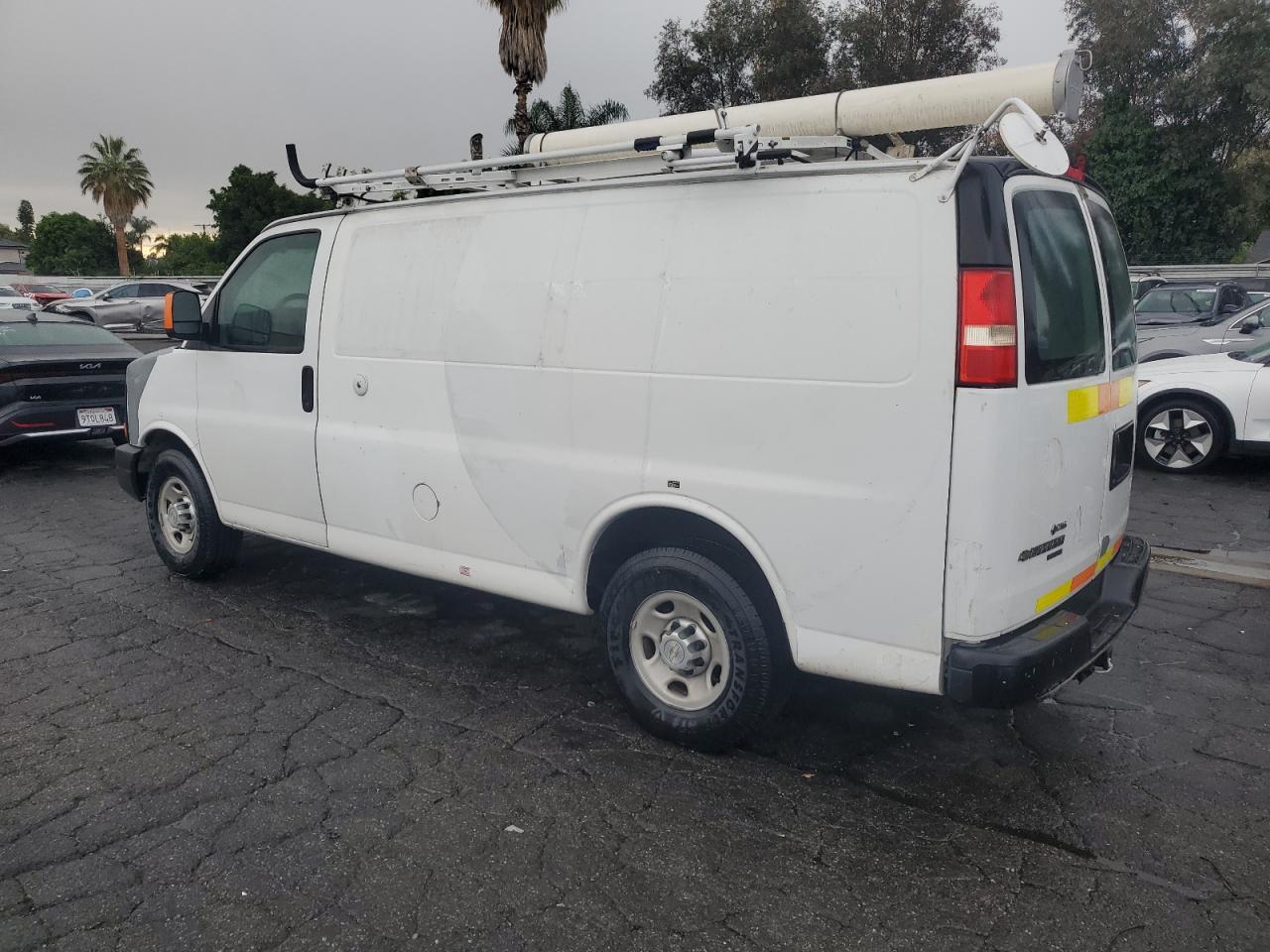 2012 Chevrolet Express G2500
