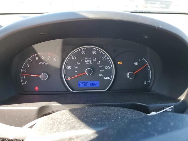 2010 Hyundai Elantra Blue