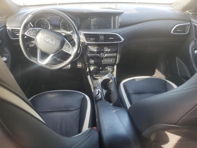 2018 Infiniti QX30 Base