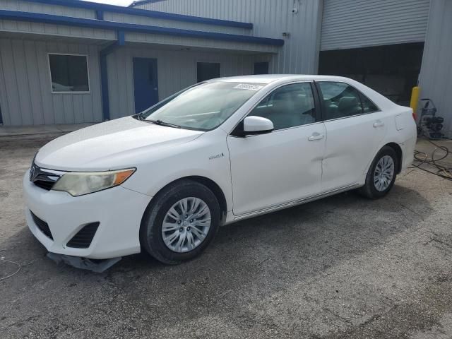 2014 Toyota Camry Hybrid