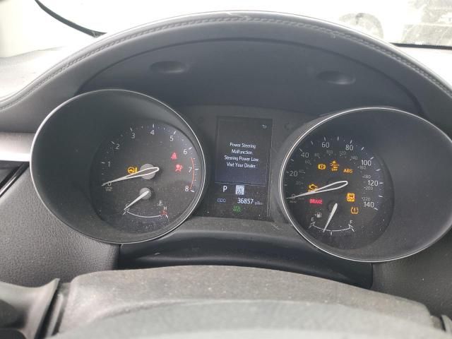 2021 Toyota C-hr xle
