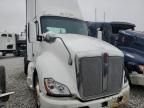 2014 Kenworth T680 Semi Truck