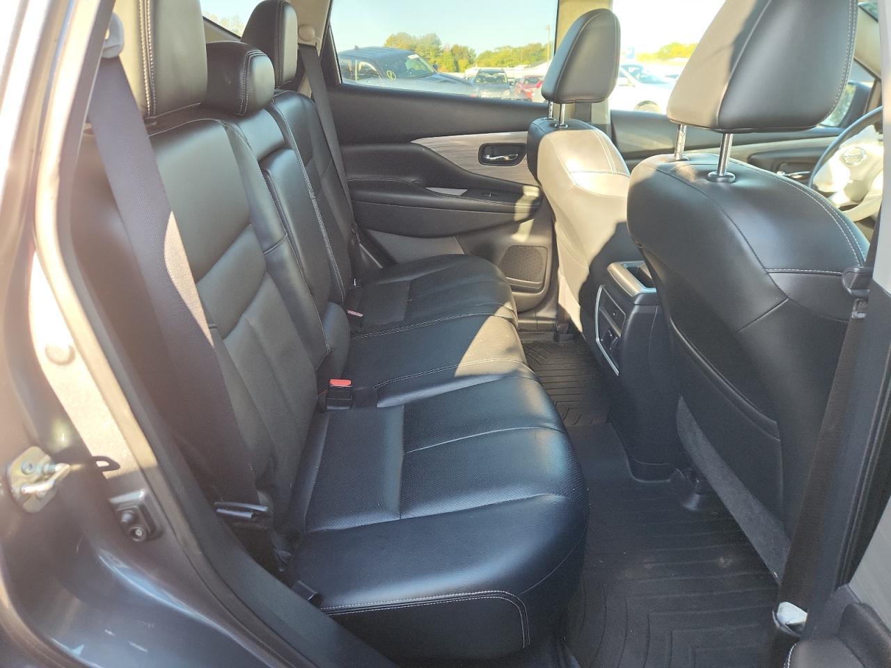 2017 Nissan Murano s