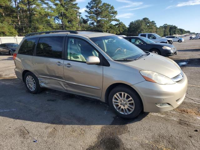 2010 Toyota Sienna xle