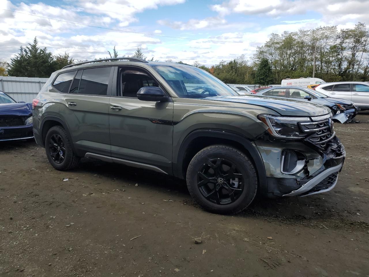 2024 Volkswagen Atlas Peak Edition se