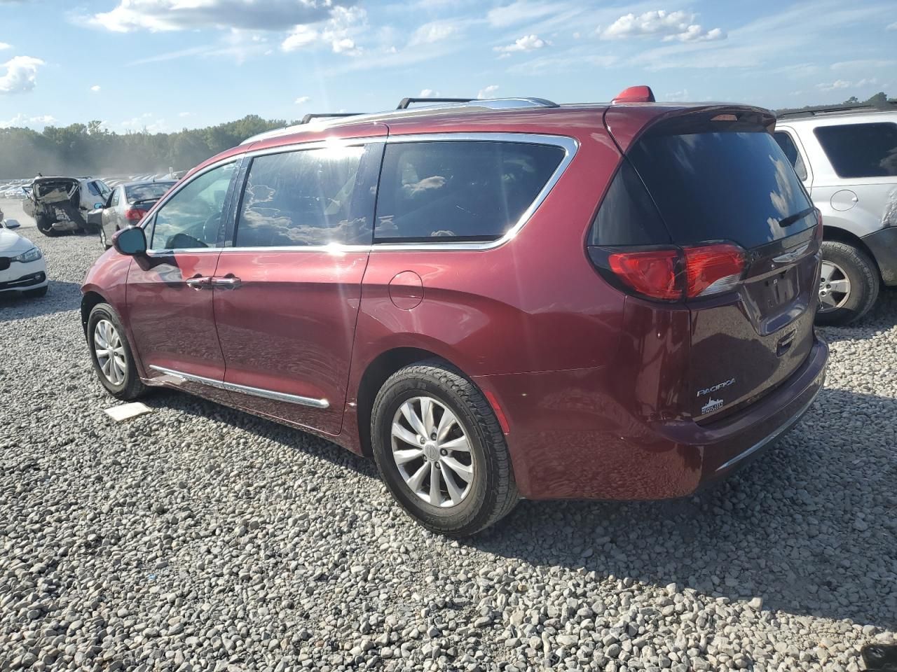 2019 Chrysler Pacifica Touring l