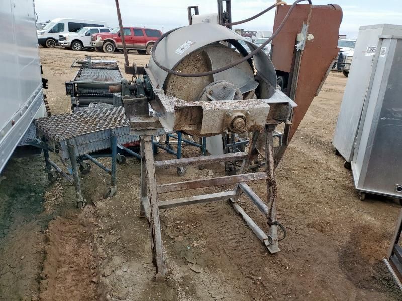 1990 Unknown 1990 Concrete Mixer