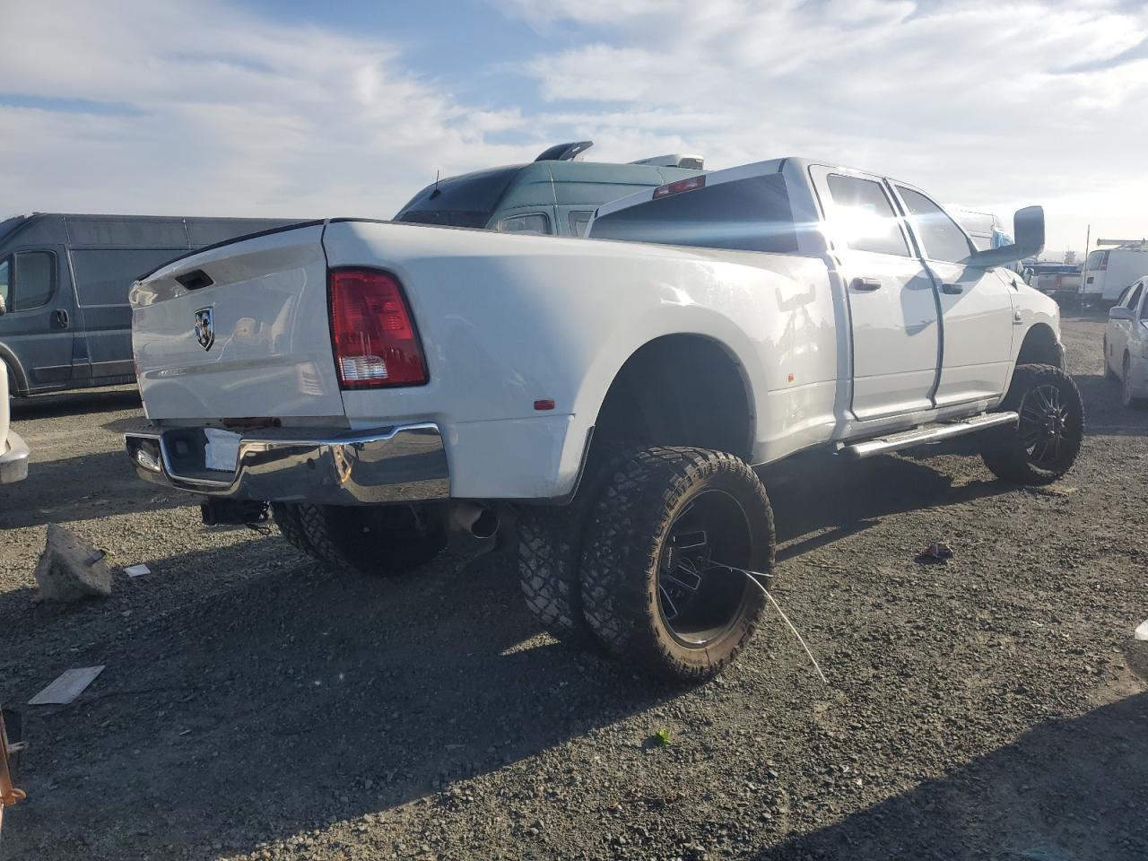2018 Dodge RAM 3500 ST