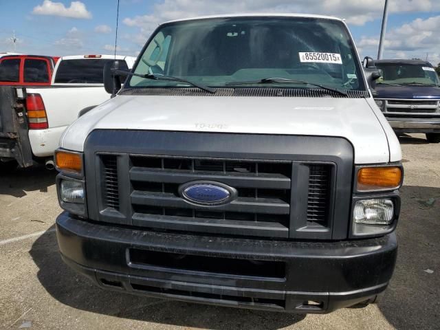 2011 Ford Econoline E350 Super Duty Van