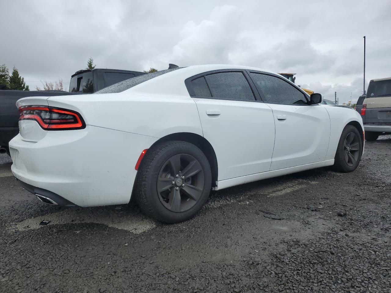 2016 Dodge Charger sxt