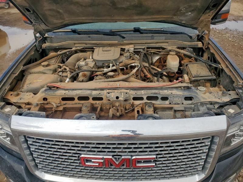 2015 GMC Sierra K3500 Denali