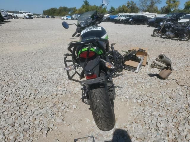 2020 Kawasaki ZR900